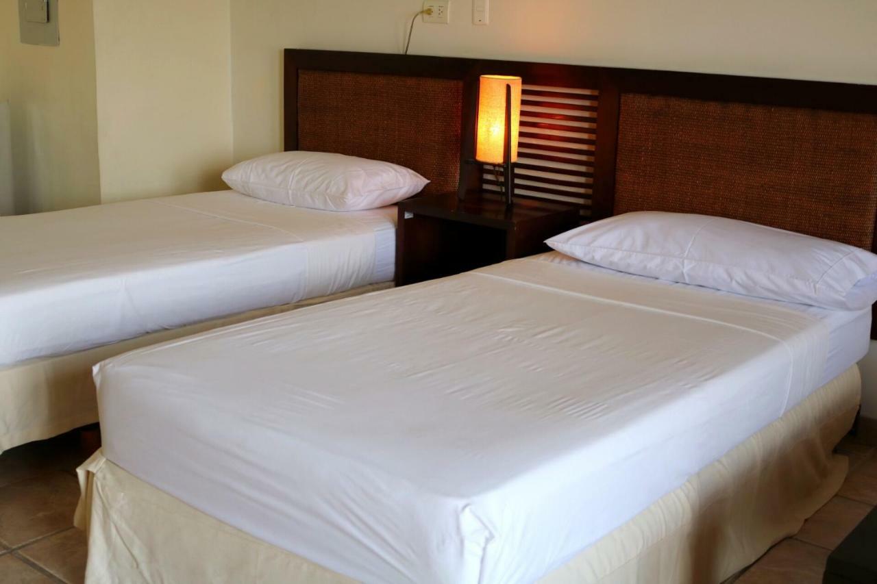 Hotel Penon Suites ヒラルドット エクステリア 写真